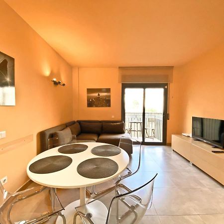 Urban Manresa-City Center Apartment With Balcony Luaran gambar