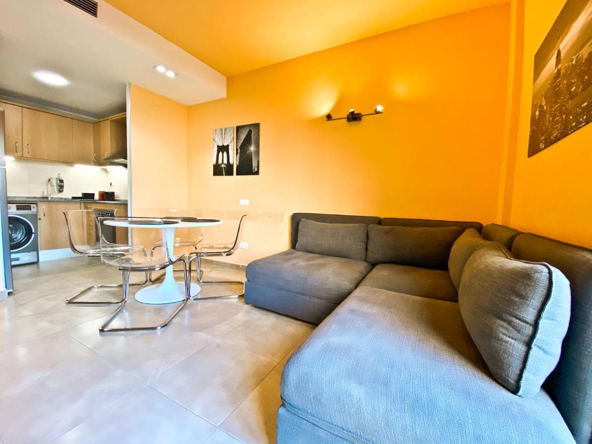Urban Manresa-City Center Apartment With Balcony Luaran gambar