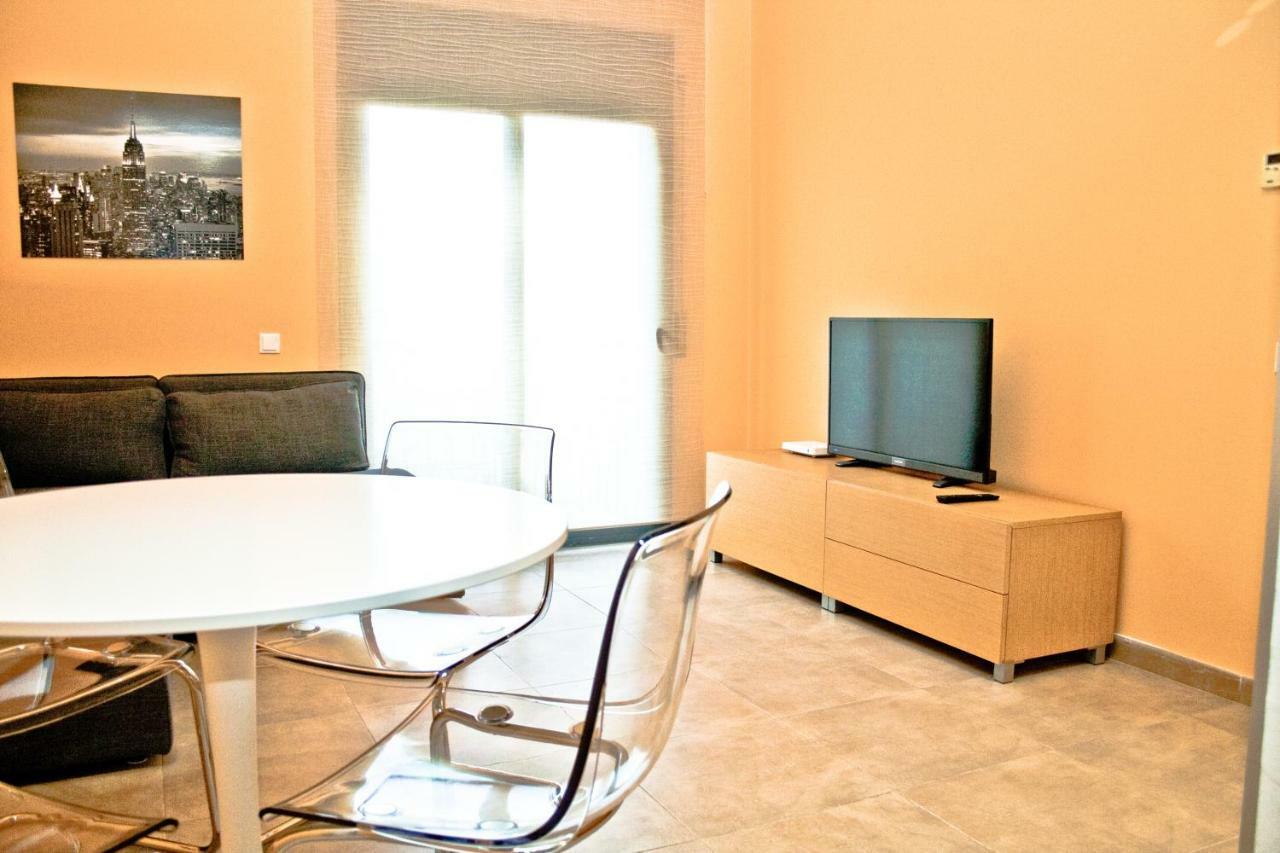 Urban Manresa-City Center Apartment With Balcony Luaran gambar