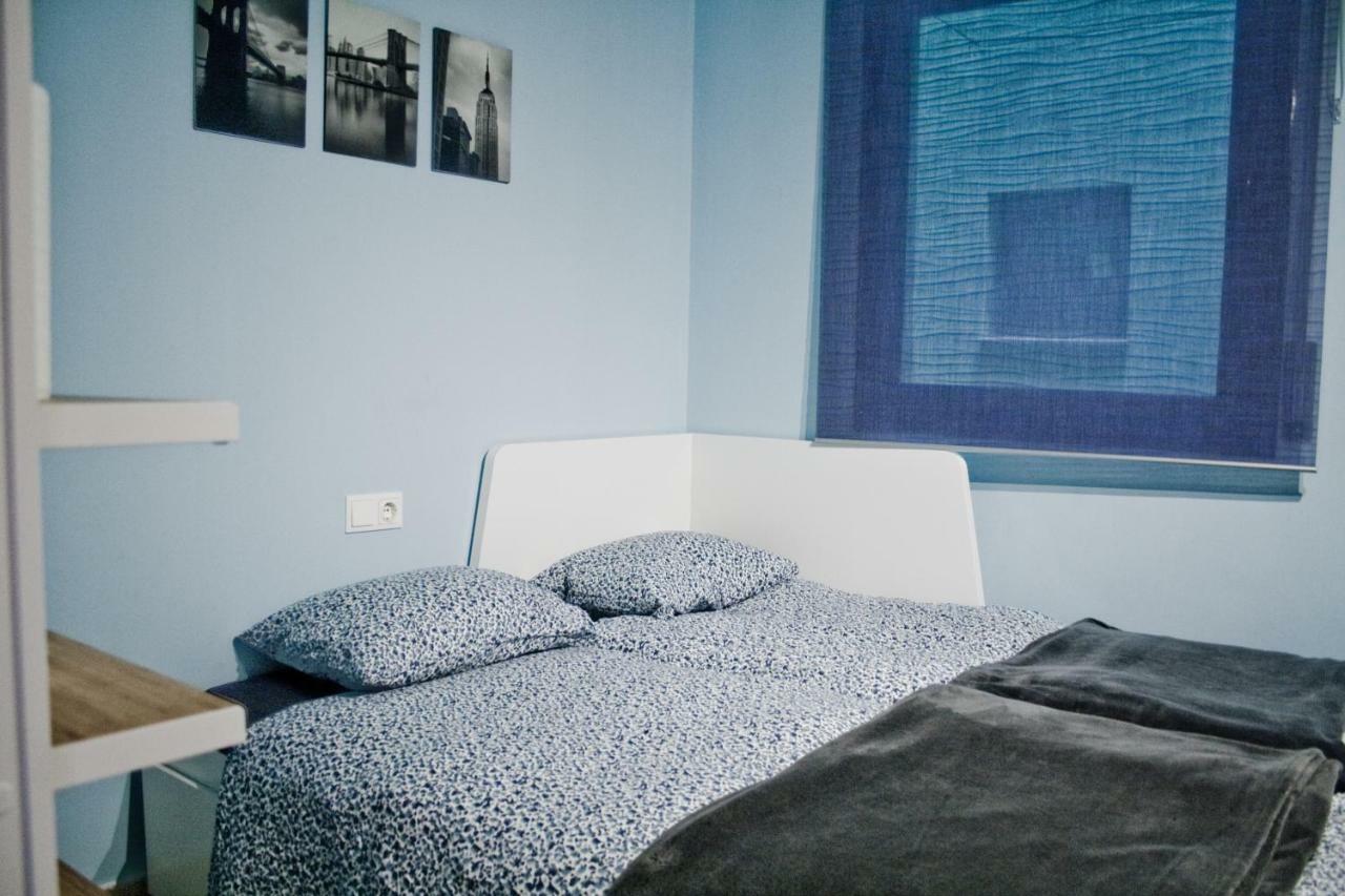 Urban Manresa-City Center Apartment With Balcony Luaran gambar